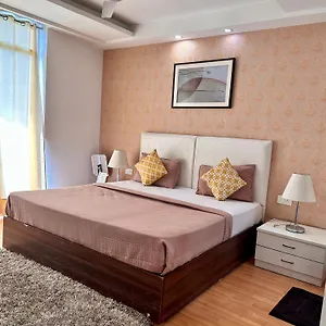 Hotel Flock I Golf Course Road Near Dlf Phase 1 Metro Station I Gurugram, Gurgaon